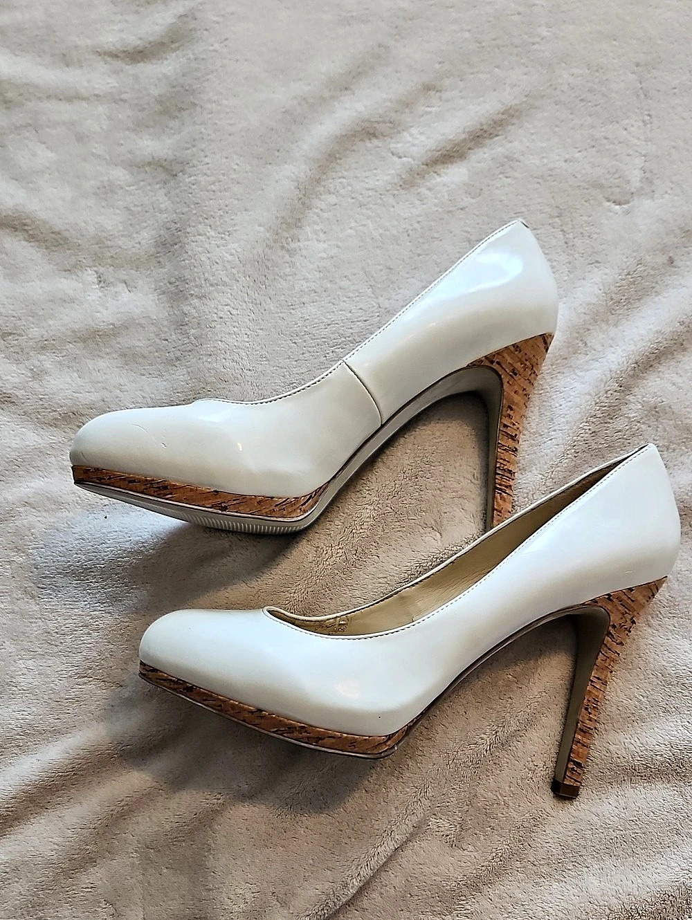 Nine West Off White Rounded Toe Pumps - Picture 5 of 6